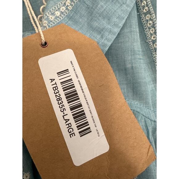 Listicle Head in the Clouds Embroidered Button Front Blouse Top Blue NEW Large - Picture 7 of 12